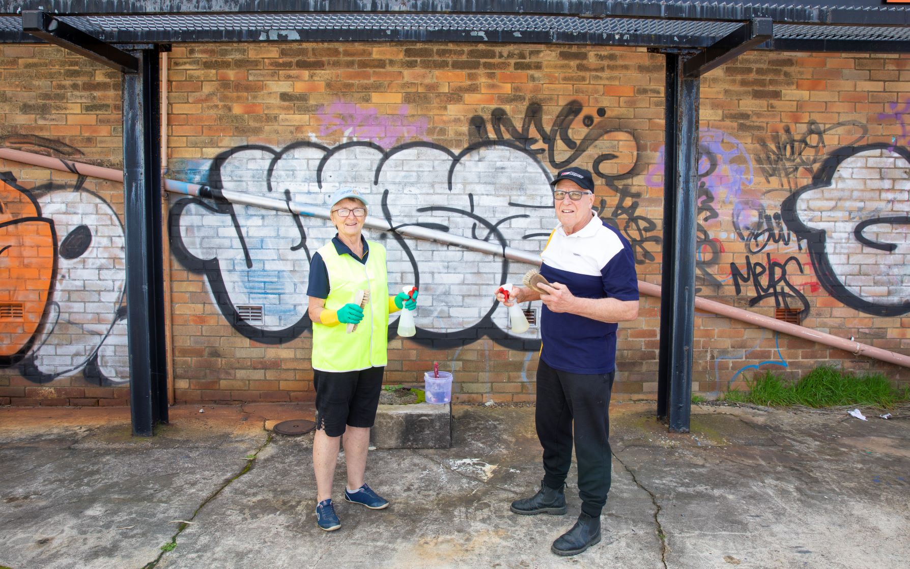 Volunteers set to tackle graffiti Newcastle Weekly