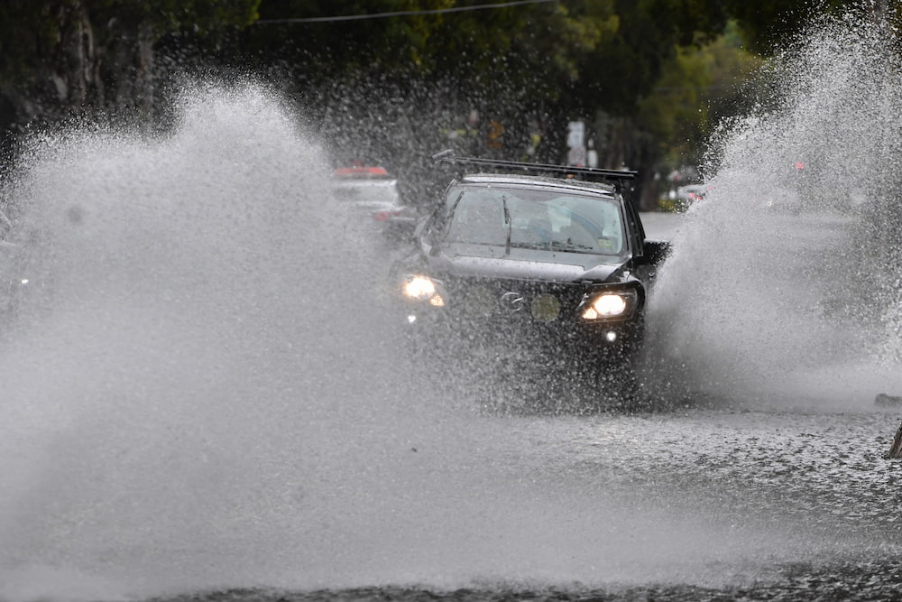 NSW towns evacuate flooding
