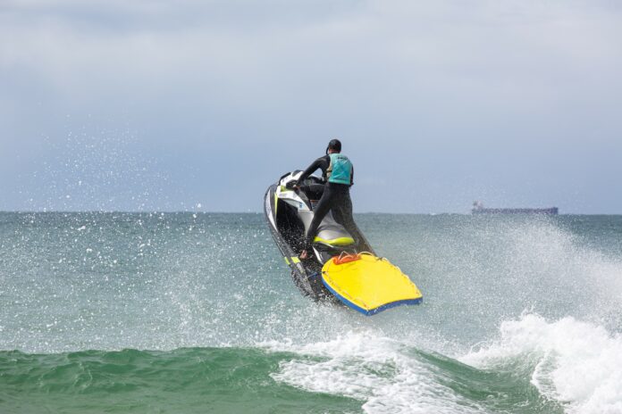 Jet ski