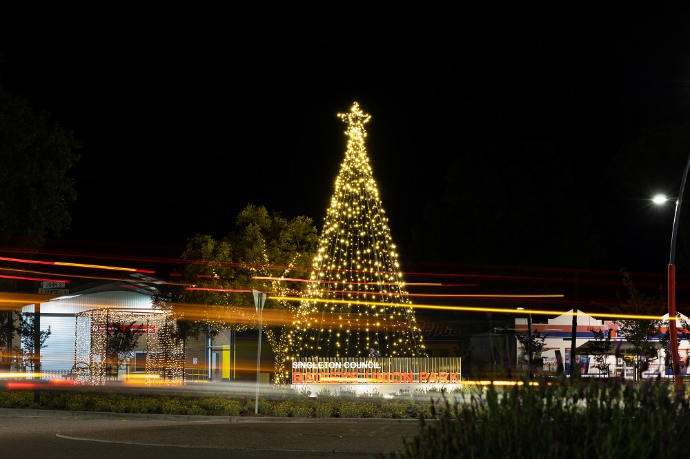 Singleton lights up with the spirit of Christmas Newcastle Weekly