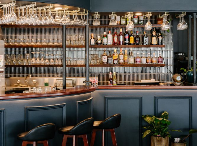 food and wine port stephens