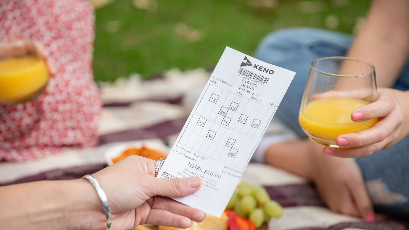 Dora Creek couple spend almost a week with $433K Keno ticket tucked away